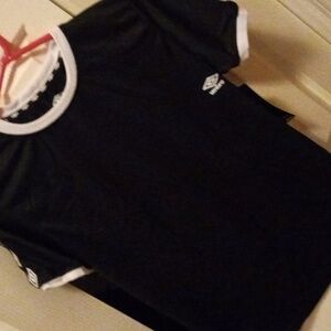 Umbro blk and white top